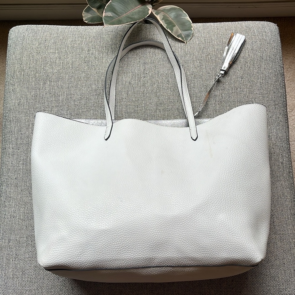 🤍 Victoria Secret White Tote bag 🤍 - Picture 6 of 17